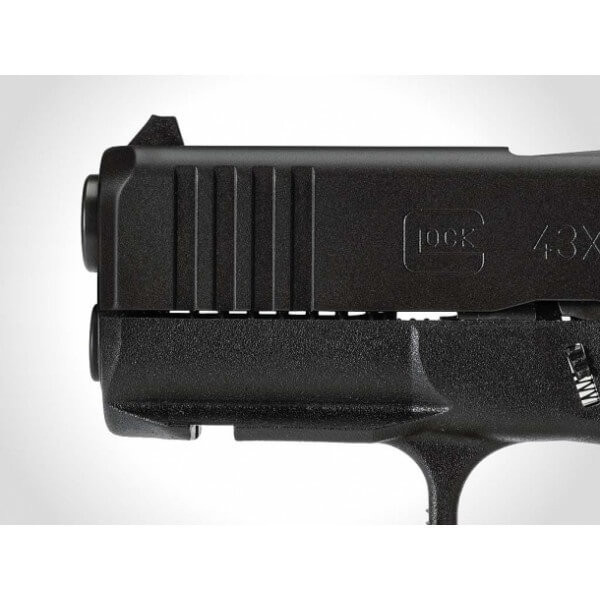 Pistolet Glock 43X Noir avec rail – compact et polyvalent