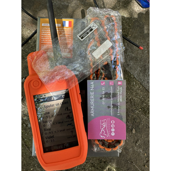 COLLIER GARMIN Alpha 300 avec carte France détaillée 1/25