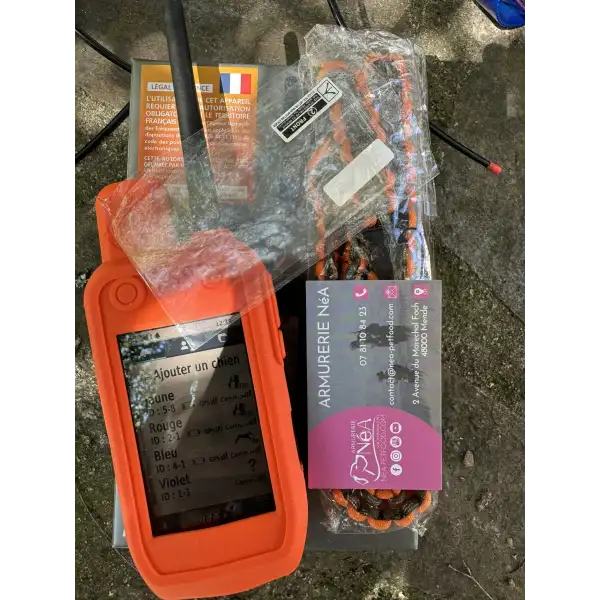 COLLIER GARMIN Alpha 300 avec carte France détaillée 1/25