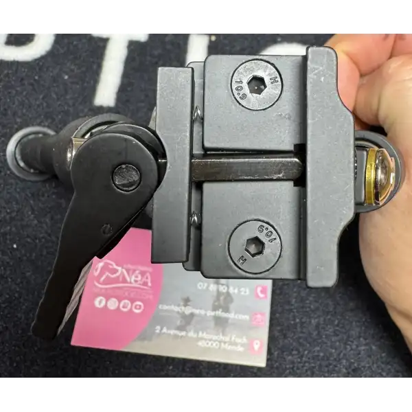 Bipieds pliables à 360° support 11mm et 20mm – Livraison gratuite