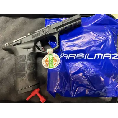 Pistolet Sarsilmaz SAR9 9mm – Arme de poing tactique, fiable et ergonomique pour tireur exigeant