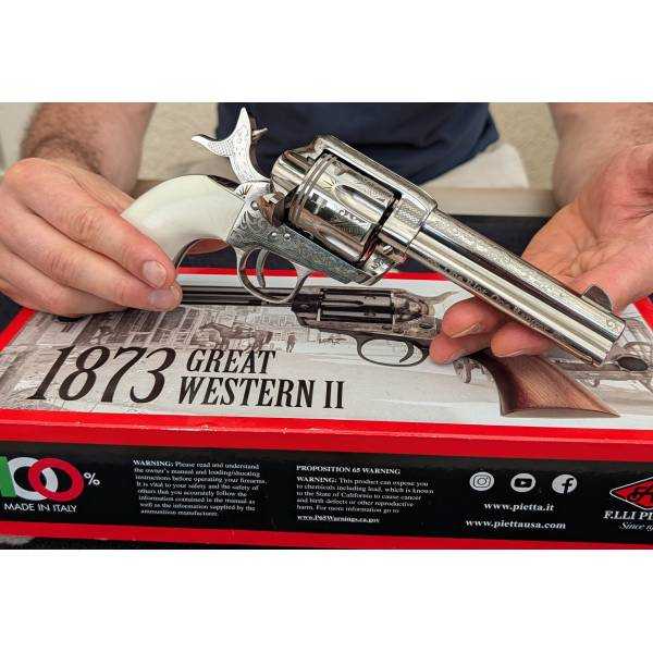 REVOLVER PIETTA 1873 SINGLE ACTION ARMY Série Limitée « Texas Ranger » / Chuck Norris — Cal. .357 Magnum — Canon 4" 3/4