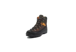 Chaussure de Traque : L'Équipement Indispensable pour la Sécurité et la Performance en Battue