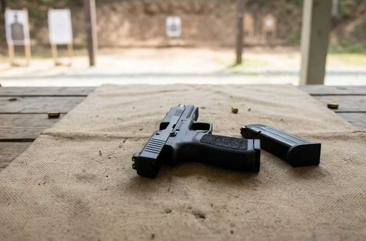 Guide Complet : FN Herstal 502 Tactical FDE .22LR