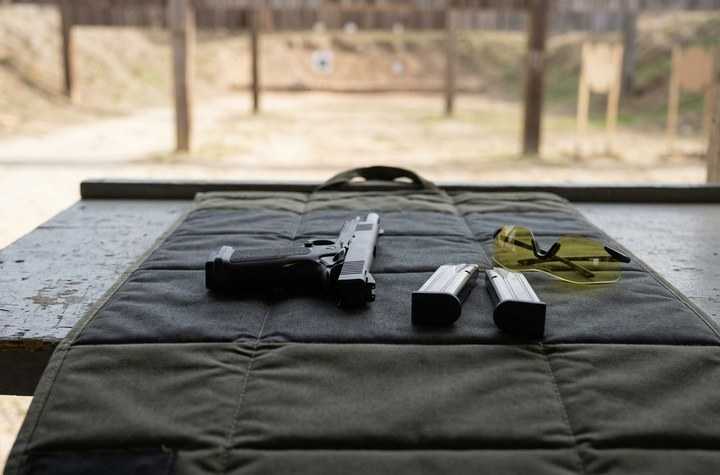 Pistolet BUCK MARK
